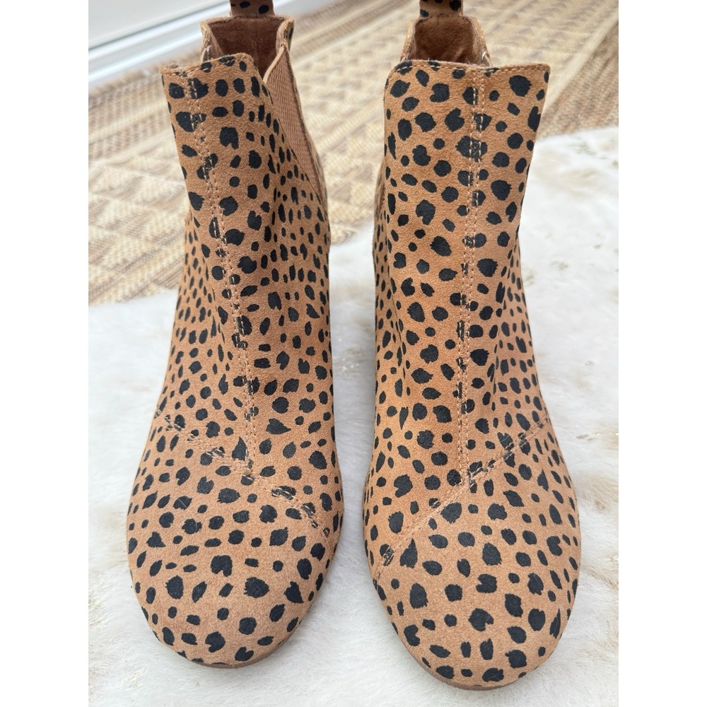 TOMS Kelsey Leopard Print Suede Bootie 11 Slip On Stacked Wedge Heel Boho - Picture 4 of 8
